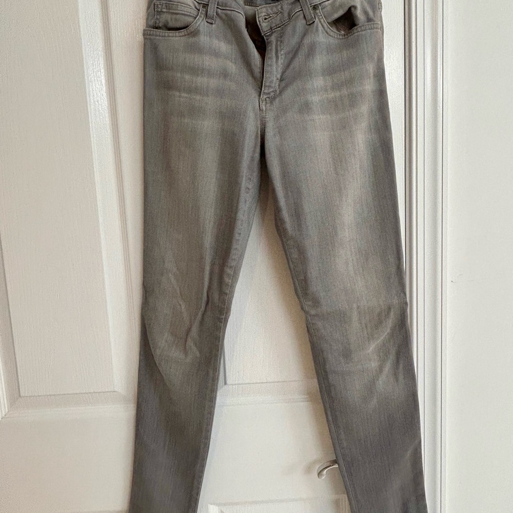 Joe's Jeans Women's Skinny in Light Gray